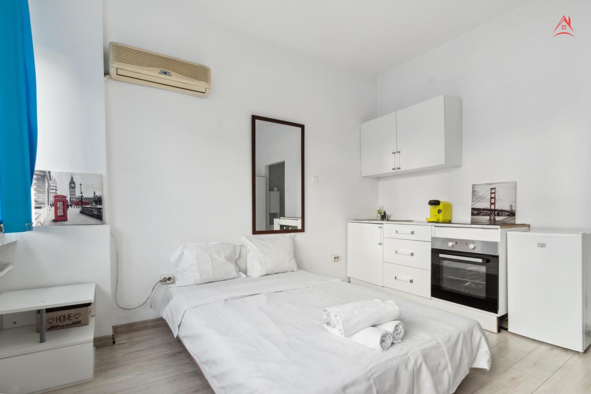 Atheneum Easy Retreat Lägenhet Bukarest Exteriör bild